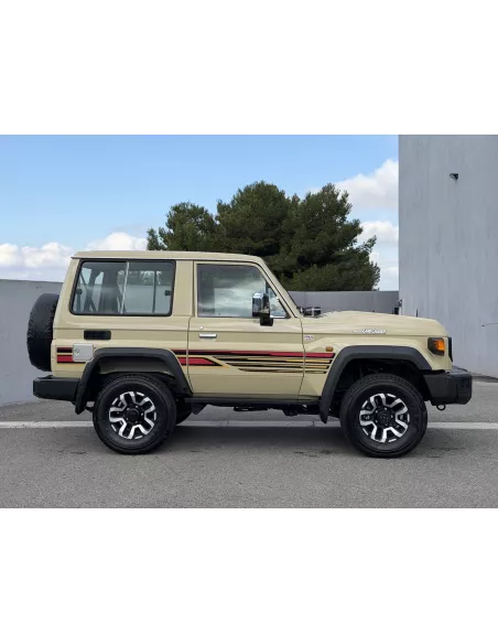 Toyota Land Cruiser 2025 GRJ71 V6 4.0L 228cv 40ème anniversaire -