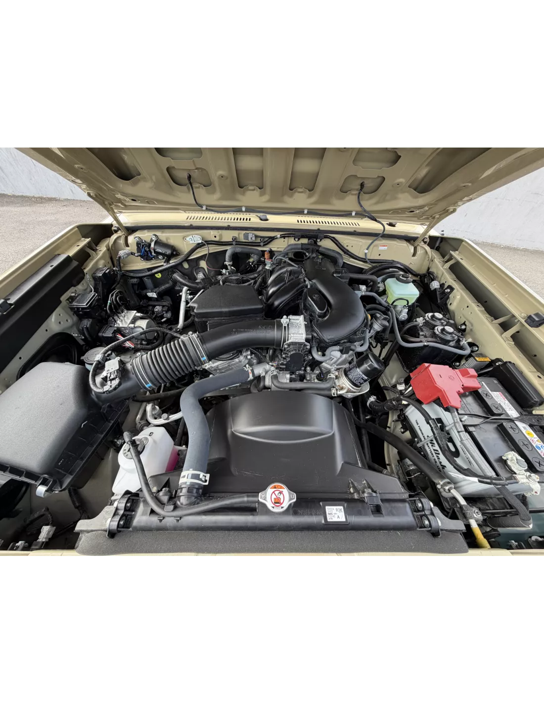 Toyota Land Cruiser 2025 GRJ71 V6 4.0L 228cv 40ème anniversaire -