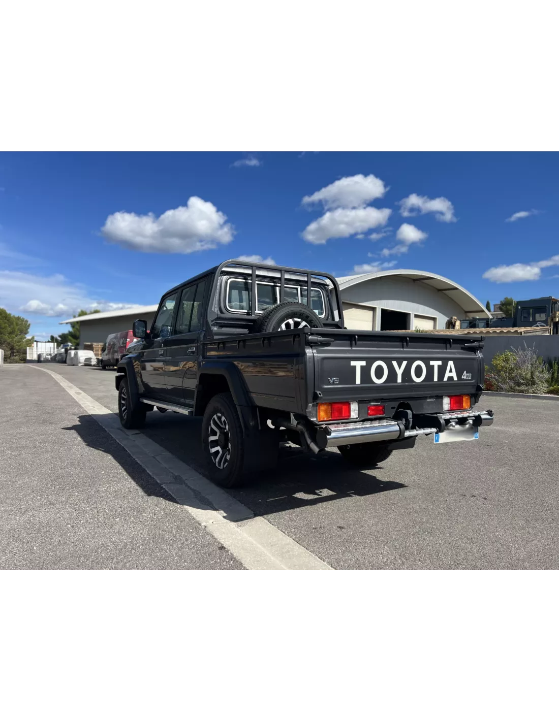 TOYOTA LAND CRUISER GRJ79 DBL-CAB 2026 V6 4.0L 228CV - accessoire 4x4