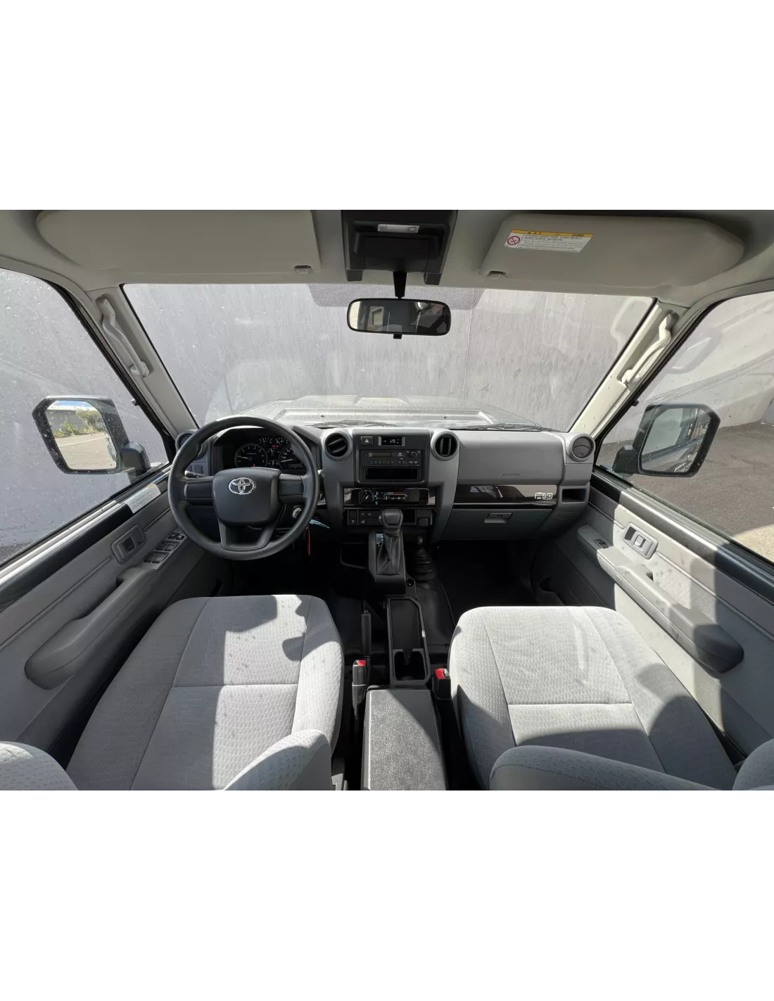 TOYOTA LAND CRUISER GRJ79 DBL-CAB 2026 V6 4.0L 228CV - accessoire 4x4