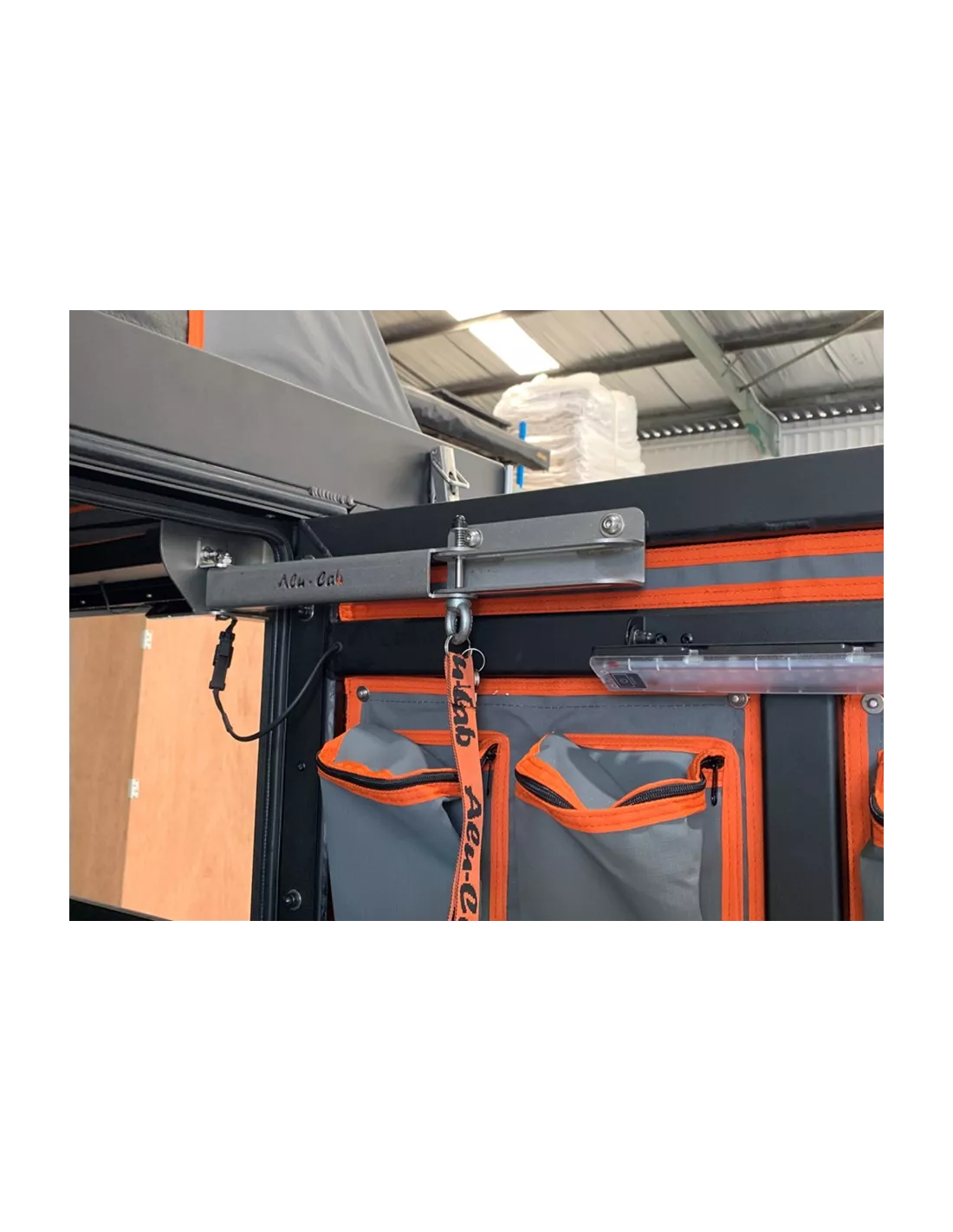 Blocage de porte arrière hardtop camper Alu-Cab ALU CAB - accessoire