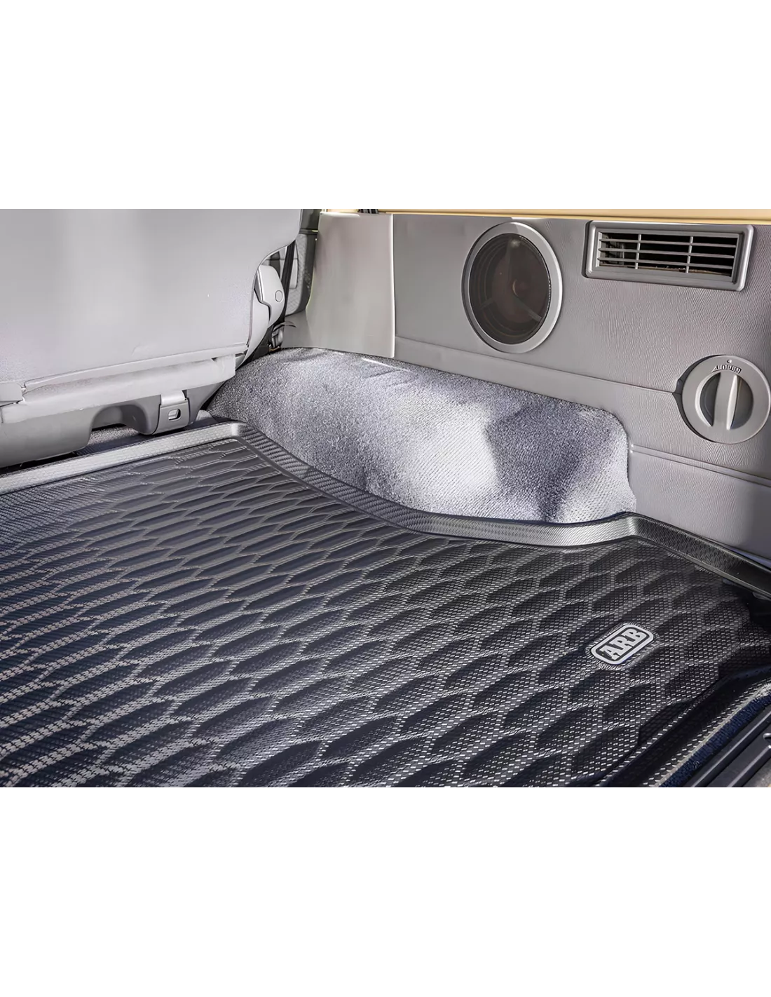 Set tapis de coffre ARB renforcé Land Cruiser série 76 ARB -