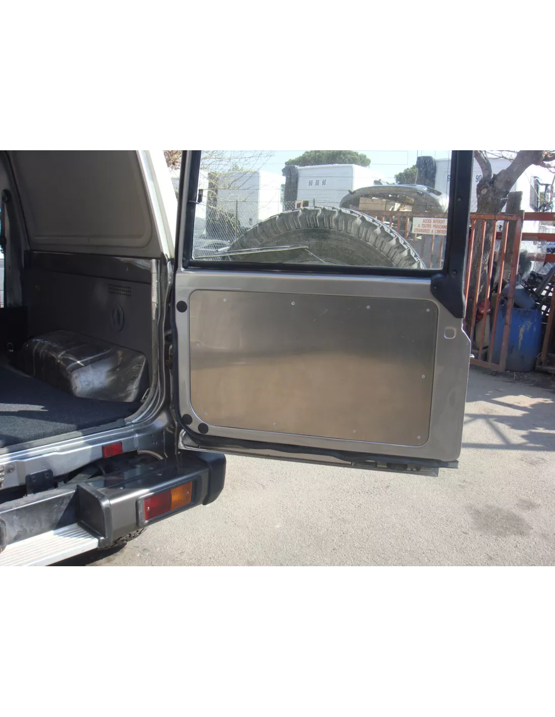 Panneaux de portes arrières en aluminium de 2.5mm pour Toyota Land