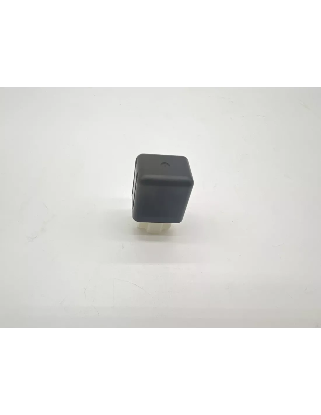 Crossover Lights Relay - Codes 12V Landkreuzer TOYOTA -