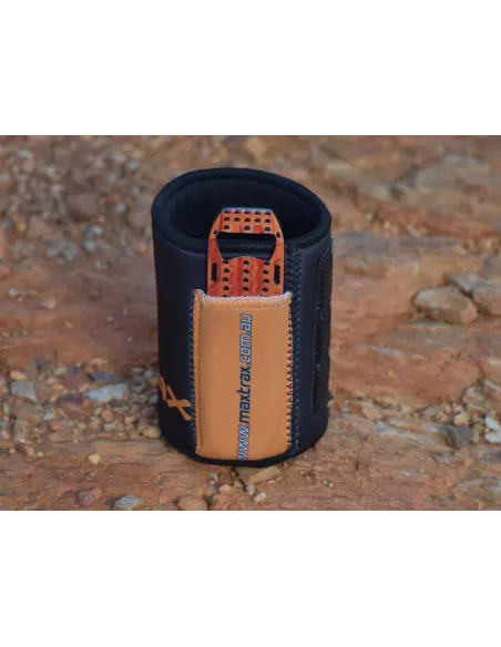 Porte canette isotherme MAXTRAX avec décapsuleur MAXTRAX - accessoire