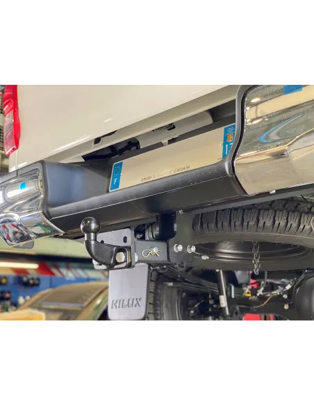 Attelage carré 2 homologué Toyota Hilux Revo N4-Offroad N4-OFFROAD -