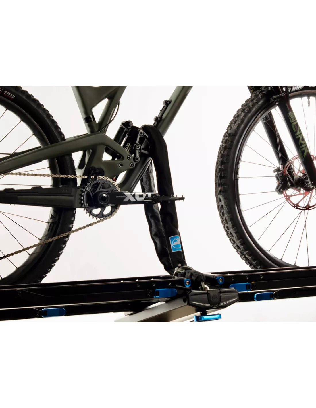 Porte vélo sur attelage Rocky Mounts After Party ROCKY MOUNT -