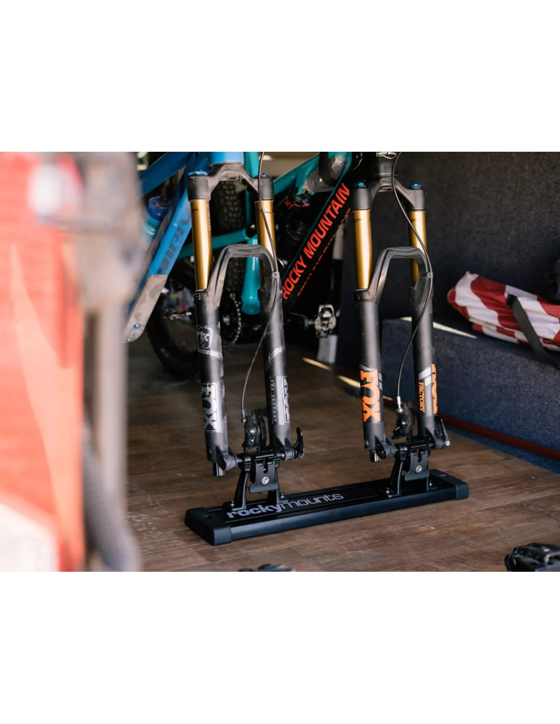 Rail de fixation vélo Rocky Mounts VanTrack 24 ROCKY MOUNT -
