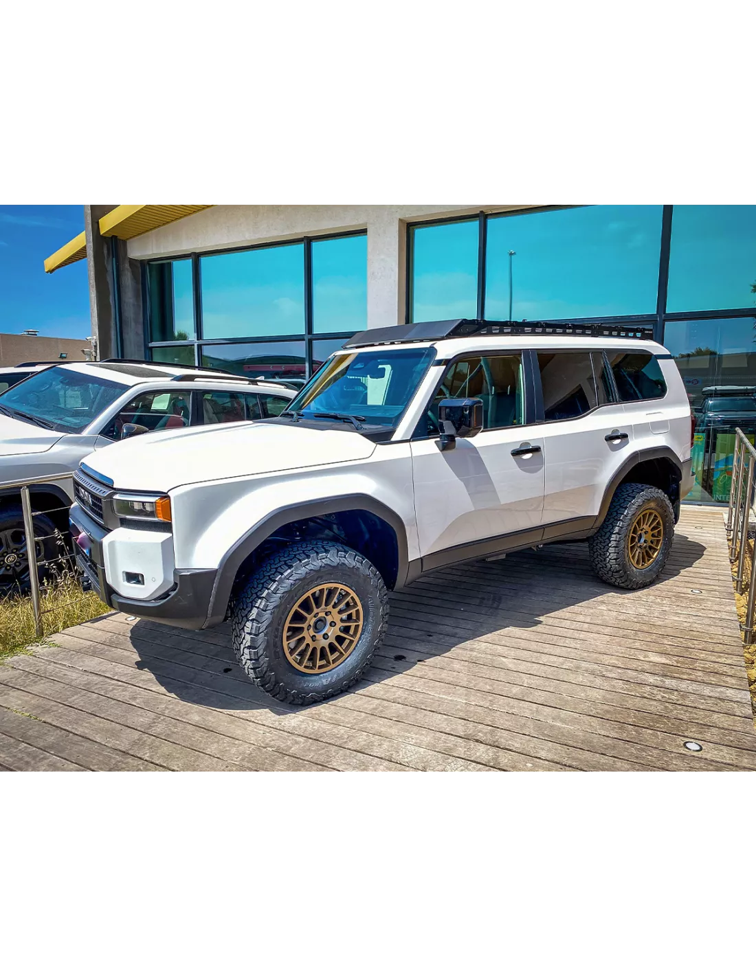 2413x1219mm Niedrigprofil Galerie Kit für Land Cruiser 250