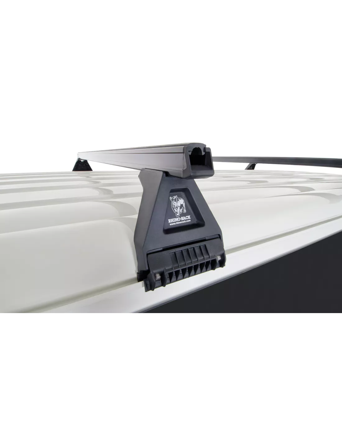 Kit 3 barres de toit noire Heavy Duty 1500mm avec pieds RL150 Toyota