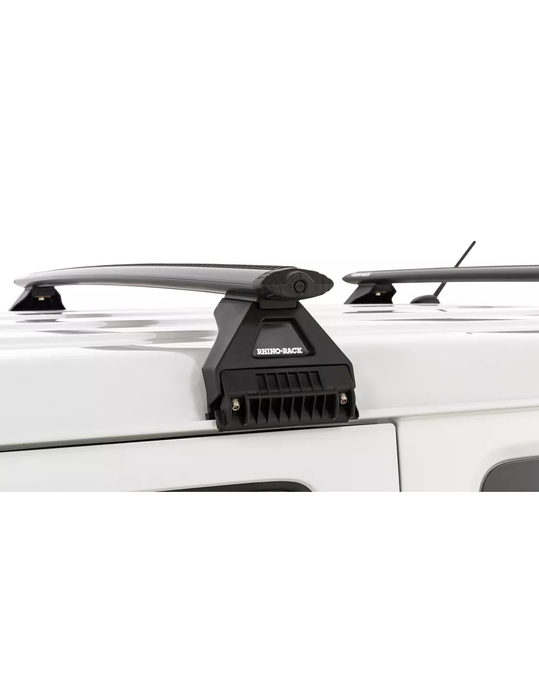 Kit 2 barres de toit noire Vortex 1370mm avec pied RL110 RHINO RACK -