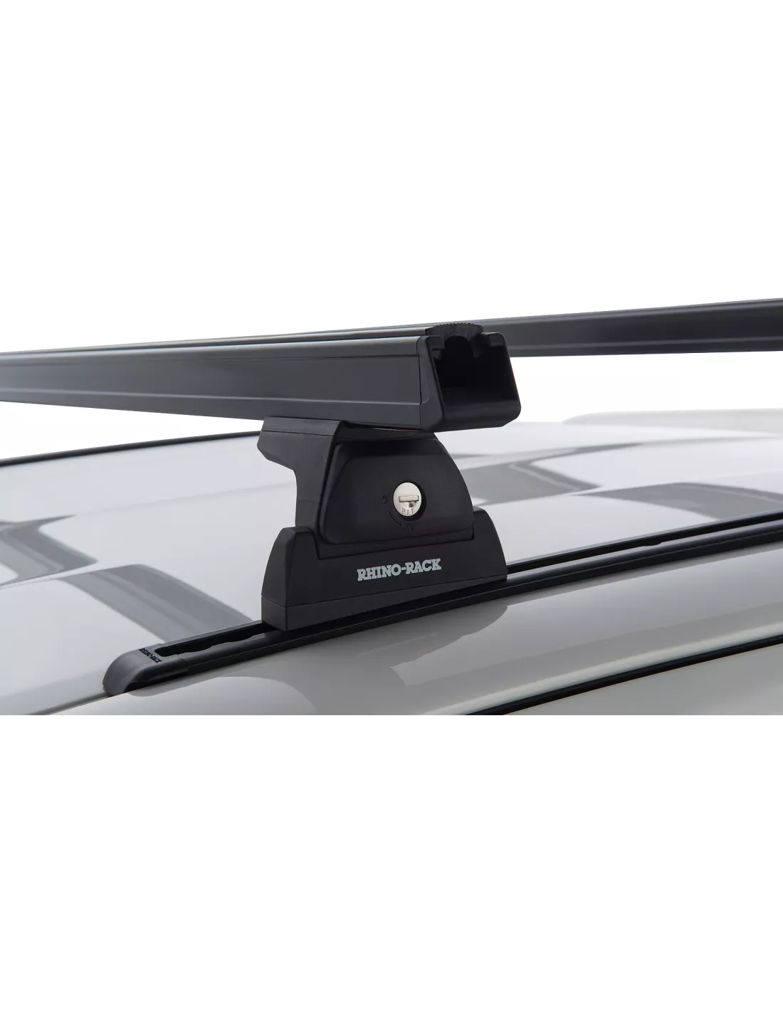 Kit 2 HD Dachbars 1250mm mit RLT600 Füße Hilux Revo Xtra