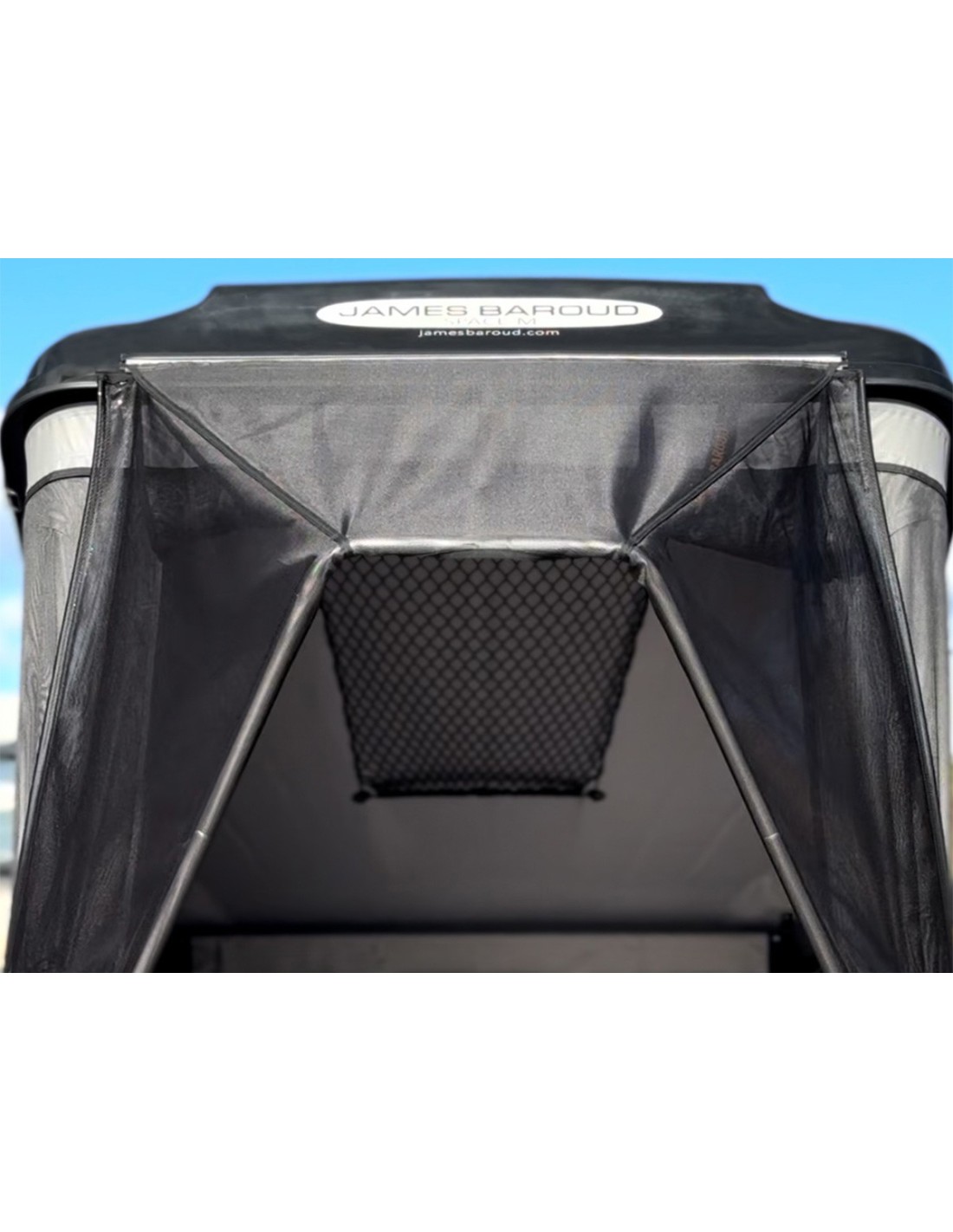 Avancée protection pluie et soleil James Baroud pour tente de toit Odyssey M et L