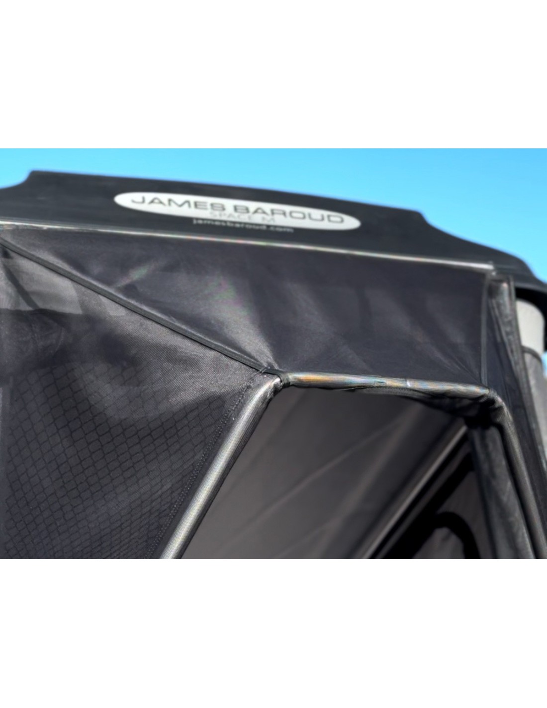 Avancée protection pluie et soleil James Baroud pour tente de toit Odyssey M et L