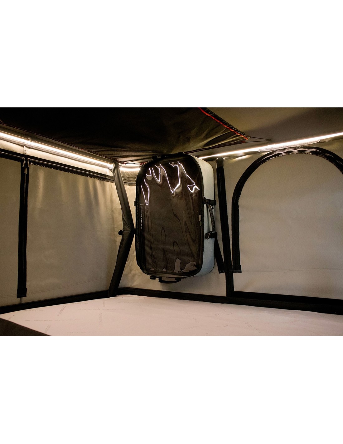 Tente de toit James Baroud ODYSSEY Frontier M - Edition limitée Magma