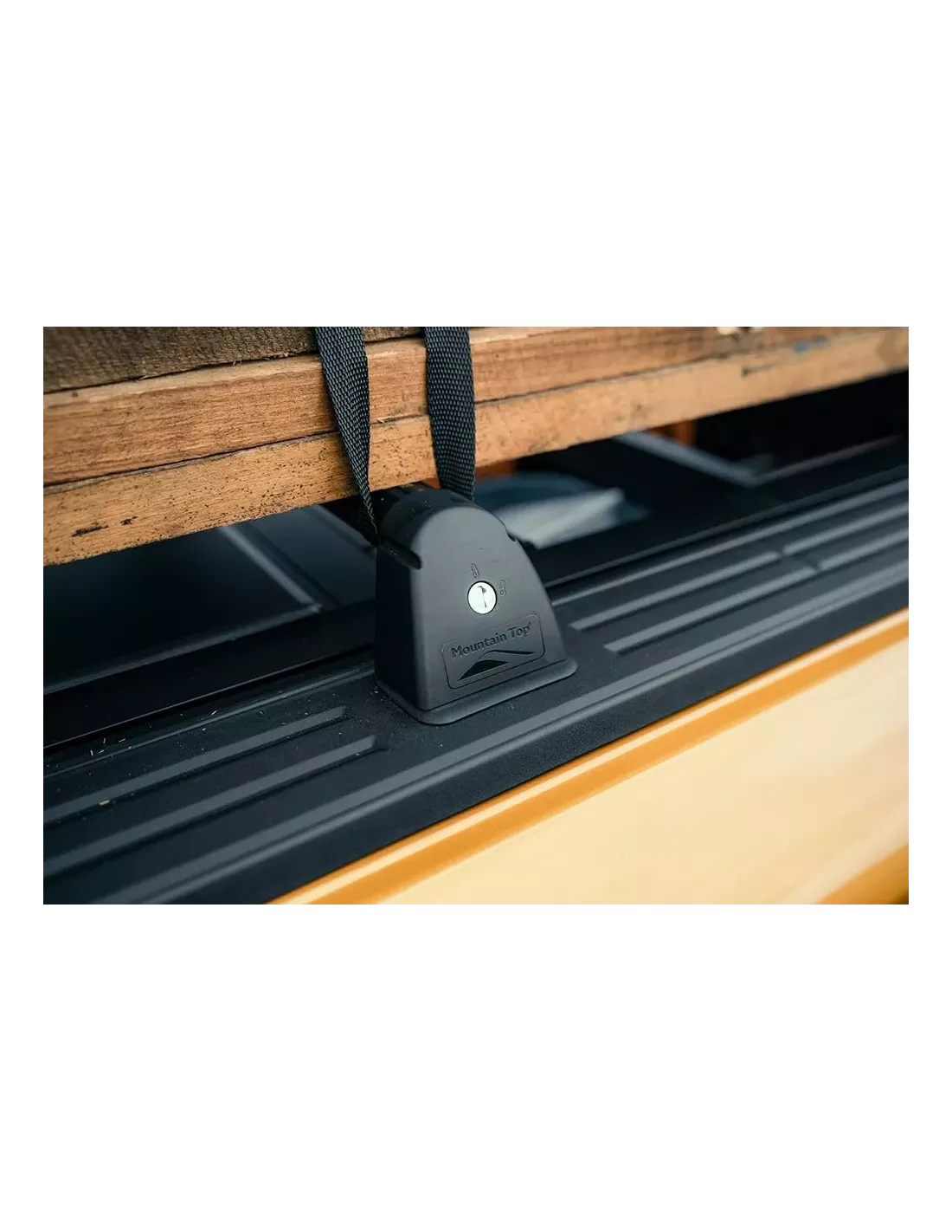Kopie van Kopie van Kopie van copy of Barres transversales benne sur rail Ford Ranger 2023+