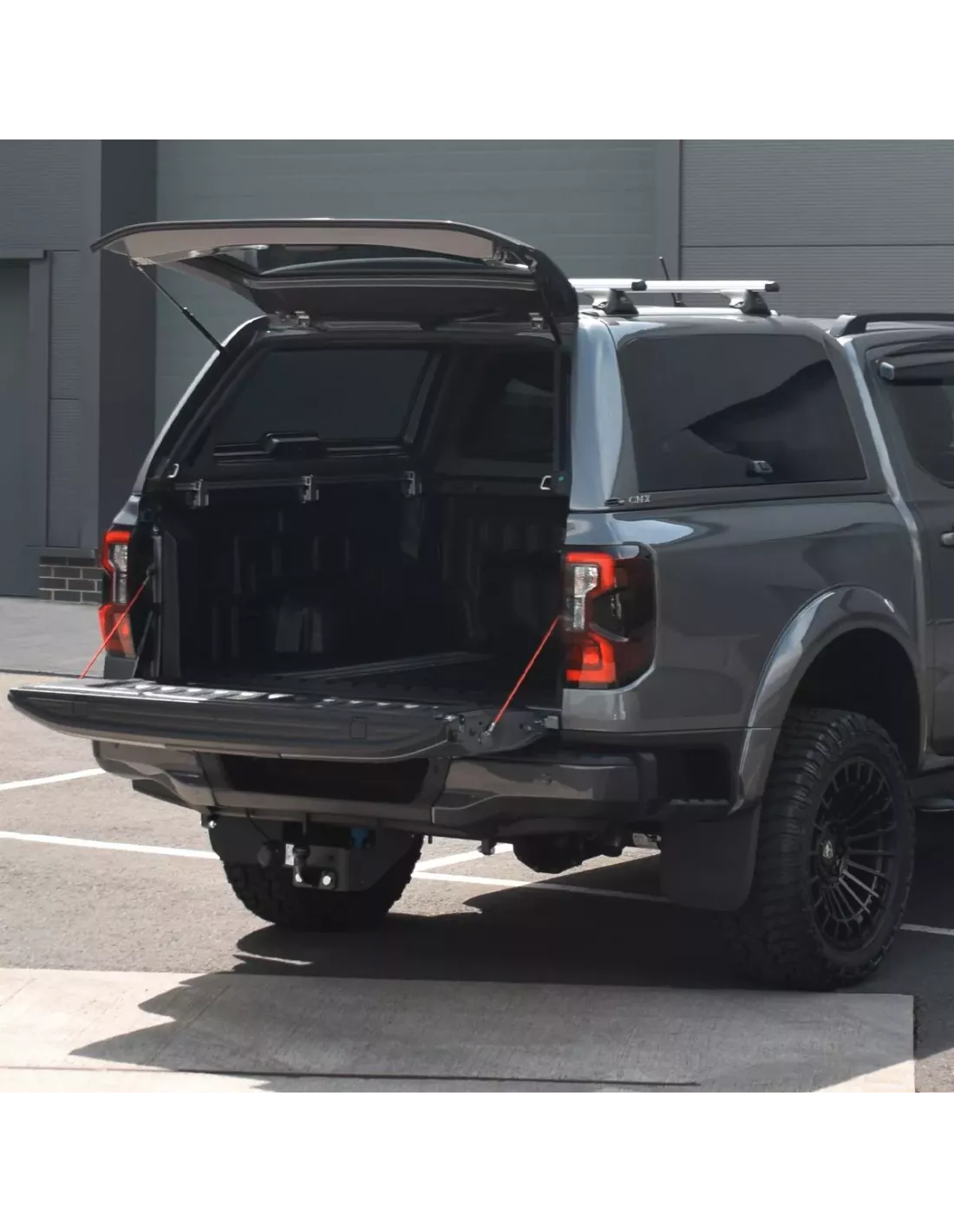 copia di copia di copia di Hard Top ALPHA XS-T BLACK EDITION pour Ford Ranger